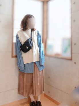 「chocomee（チョコミー）のアイテム（ベスト）」を使った、すみやんさん（レディース・153cm）の秋コーディネート