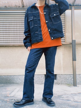 「GU（ジーユー）のアイテム（Tシャツ/カットソー、オレンジ系）」を使った、kajilabo0821さん（メンズ・175cm）の春コーディネート