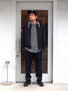 「nonnative（ノンネイティブ）のアイテム（スラックス）」を使った、Valleyシノハラさん（メンズ・173cm）の春コーディネート