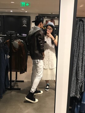 「iT（イット）のアイテム（シューズ）」を使った、Siu Wa Laiさん（レディース・170cm）の秋コーディネート