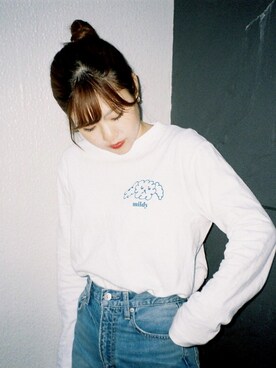 「mildyのアイテム（Tシャツ/カットソー、ホワイト系）」を使った、のんさん（レディース・150cm）の春コーディネート