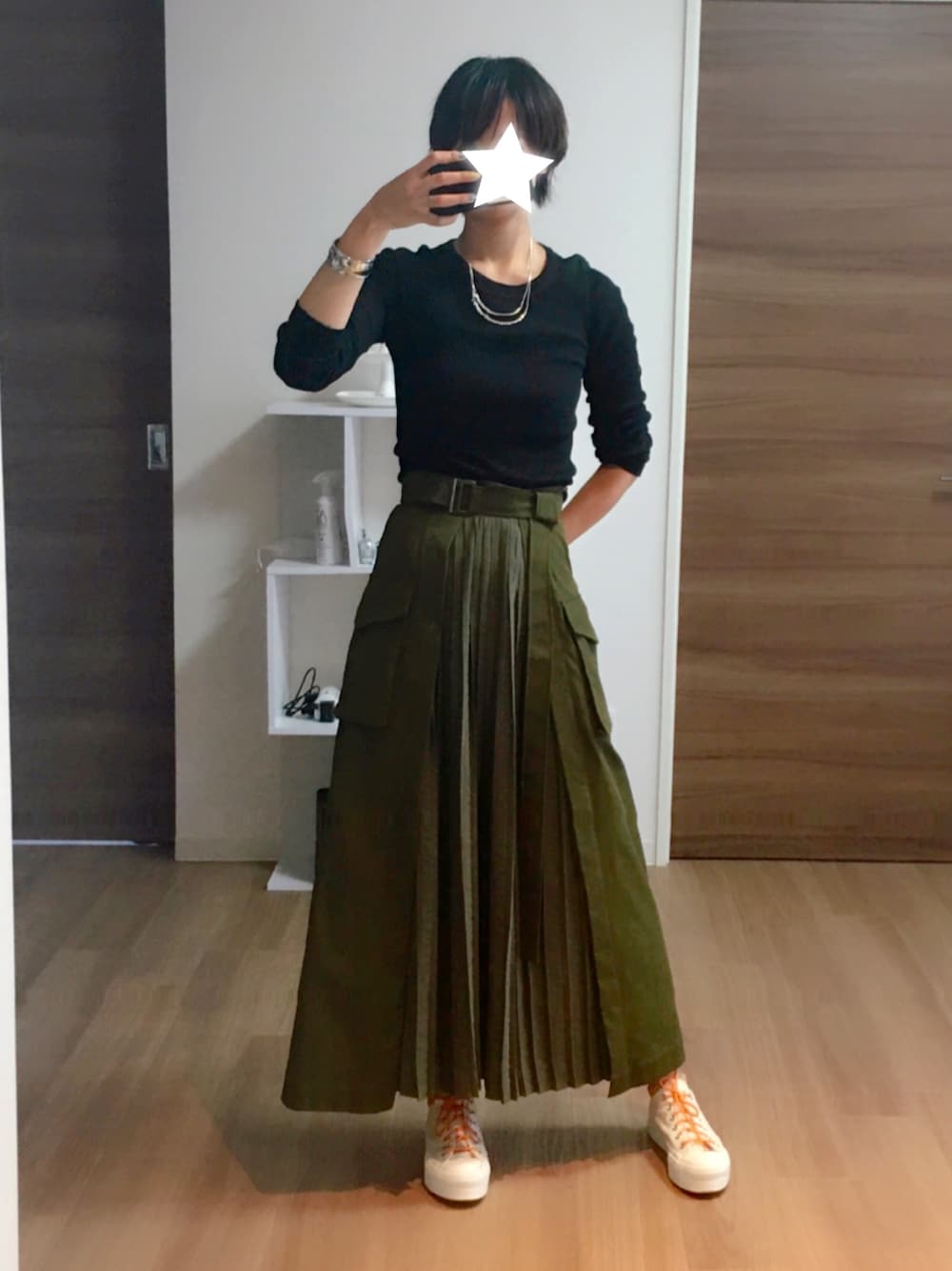「CLANE、CLANE PETAL、クラネ、MAISON EUREKA、メゾンエウレカ、スニーカー、ミリタリースカート、HYKE、EMODA、ハイク」｜「CLANEのMILITARY PLEATS DOCKING SKIRT（スカート、グリーン系）」を使った、adaaajoさん（レディース・166cm）の夏コーディネートの1枚目の写真
