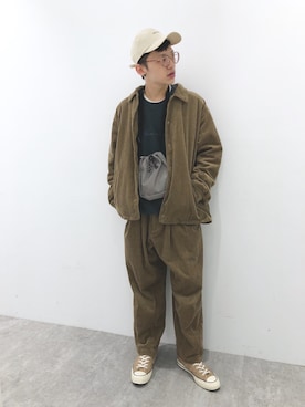 「SENSE OF PLACE by URBAN RESEAR」｜「アイテム（スウェット）」を使った、アーチョ choさん（メンズ・171cm）の秋コーディネート