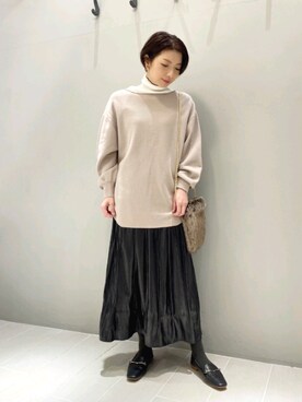 「スエット」｜「アイテム（パンプス）」を使った、KAWAMURAさん（レディース・160cm）の秋コーディネート