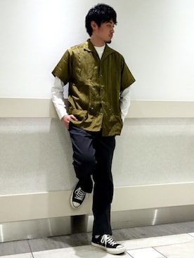 「Journal Standard TRISECT（トライセクト）のアイテム（トップス）」を使った、松下 和貴さん（メンズ・177cm）の春コーディネート