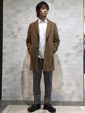 「JOURNAL STANDARD（ジャーナルスタンダード）のアイテム（チェスターコート）」を使った、松下 和貴さん（メンズ・177cm）の秋コーディネート