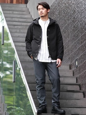 「JOURNAL STANDARD（ジャーナルスタンダード）のアイテム（マウンテンパーカー）」を使った、松下 和貴さん（メンズ・177cm）の秋コーディネート