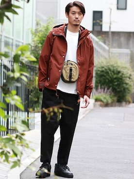 「JOURNAL STANDARD（ジャーナルスタンダード）のアイテム（マウンテンパーカー）」を使った、松下 和貴さん（メンズ・177cm）の秋コーディネート