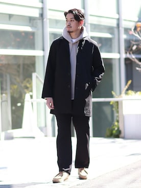 「JOURNAL STANDARD（ジャーナルスタンダード）のアイテム（ステンカラーコート）」を使った、松下 和貴さん（メンズ・177cm）の春コーディネート