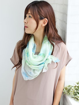 「アイテム（ストール/ショール）」を使った、LALABoutiqueさん（レディース・160cm）の夏コーディネート