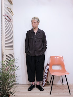 「MANEBU（マネブ）のアイテム（シューズ）」を使った、ReTrickさん（メンズ・170cm）の春コーディネート