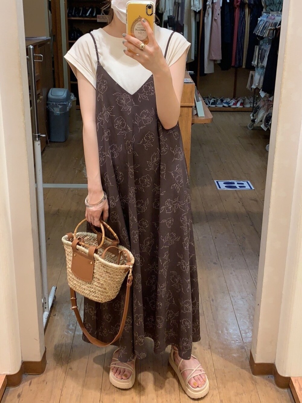 「Samansa Mos2の【USAコットン】OE天竺ノースリーブTee（Tシャツ/カットソー、ホワイト系）」を使った、✩さん（レディース・156cm）の夏コーディネートの1枚目の写真