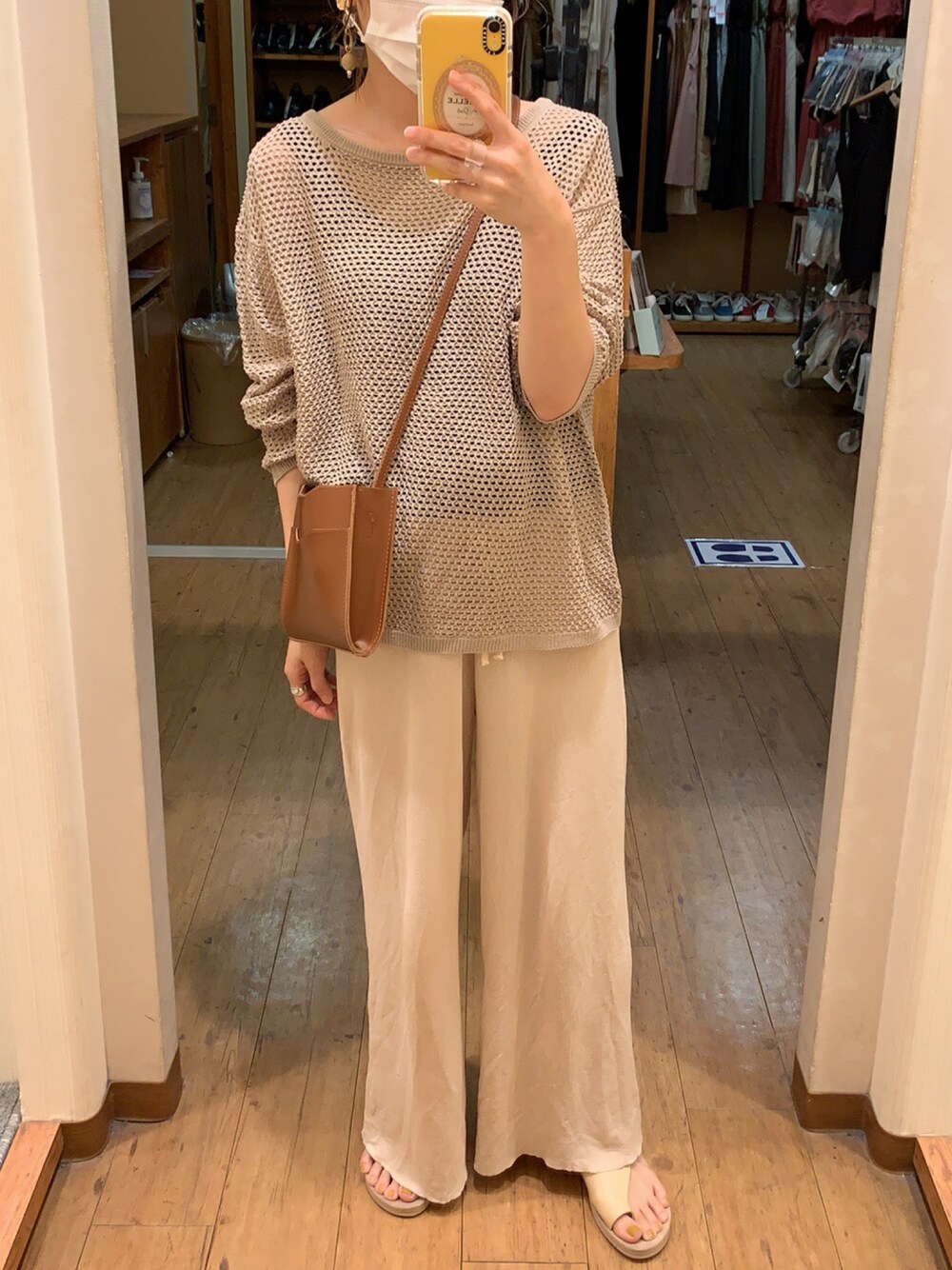 「GUのアイテム（ニット/セーター、ベージュ系）」を使った、✩さん（レディース・156cm）の夏コーディネートの1枚目の写真