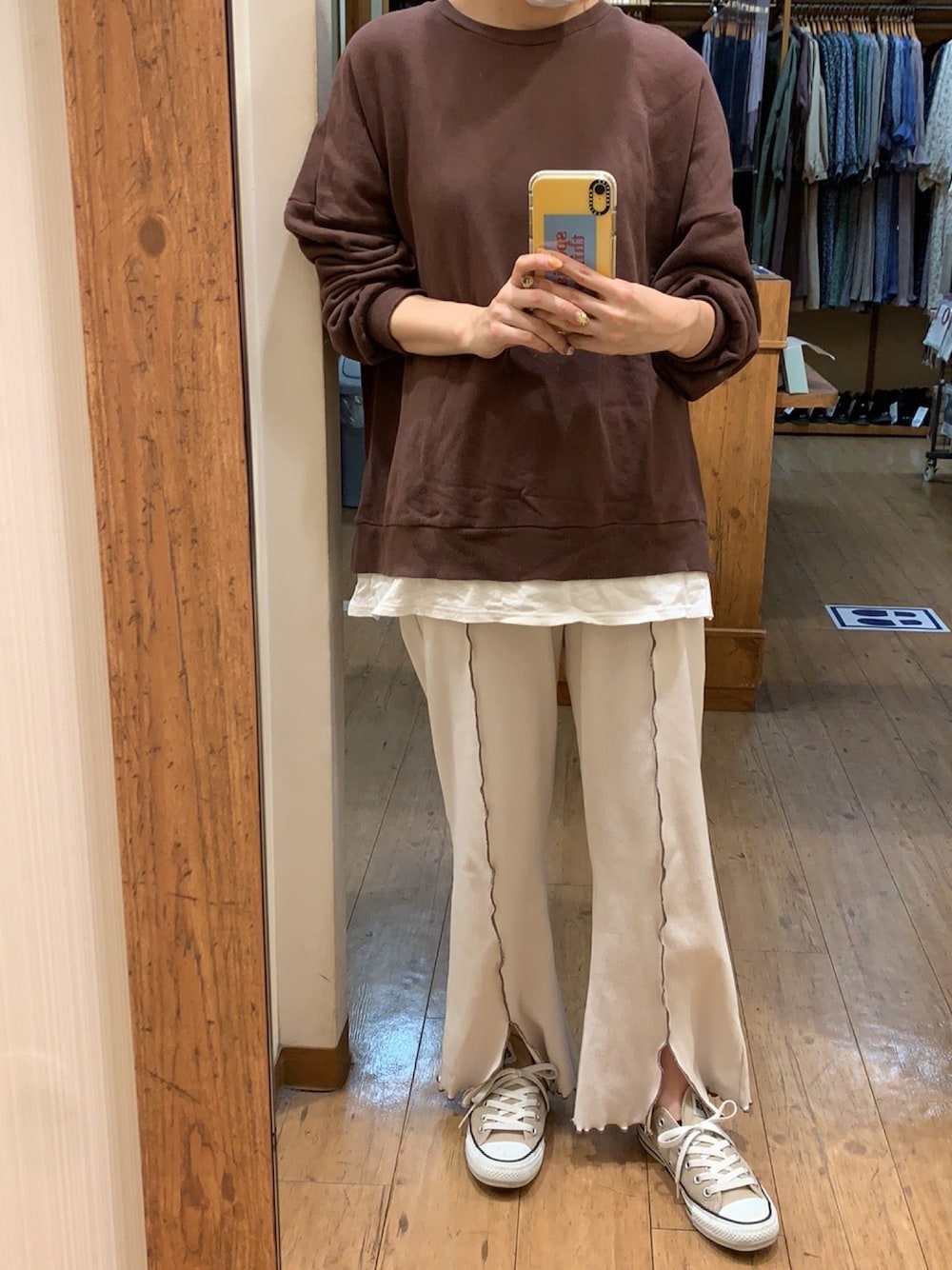 「Honeysの裾みせかけトレーナー（スウェット、ブラウン系）」を使った、✩さん（レディース・156cm）の秋コーディネートの1枚目の写真