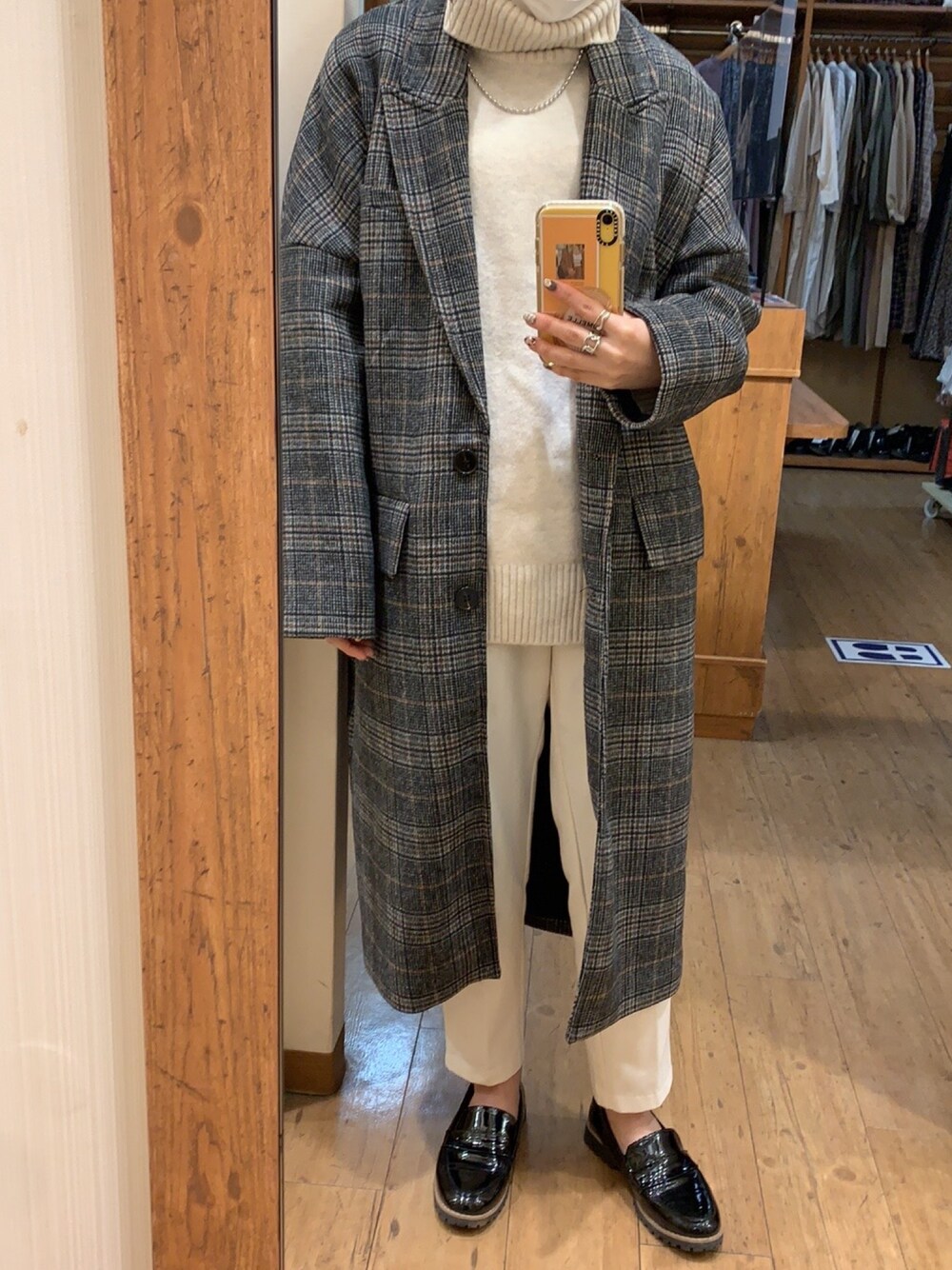 「UNIQLOのアイテム（ニット/セーター、ホワイト系）」を使った、✩さん（レディース・156cm）の冬コーディネートの1枚目の写真