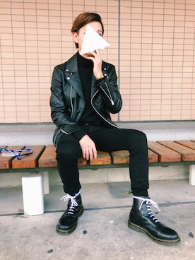 「UNIQLO（ユニクロ）のWOMEN ウルトラストレッチジーンズ（デニムパンツ）」を使った、shiotanさん（メンズ・174cm）の秋コーディネート