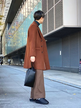 「tk.TAKEO KIKUCHI」｜「アイテム（チェスターコート）」を使った、kitauraさん（メンズ・172cm）の冬コーディネート