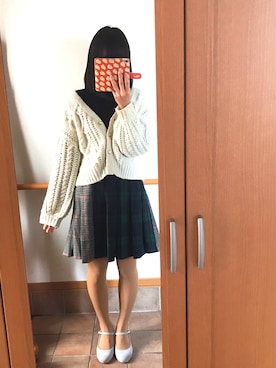 「F.i.n.tのアイテム（カーディガン/ボレロ、ホワイト系）」を使った、うなさん（レディース・162cm）の春コーディネート