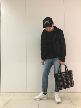 「roar（ロアー）のアイテム（キャップ）」を使った、Koutaro Makitaさん（メンズ・170cm）の冬コーディネート