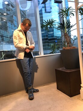 「08sircus（ゼロエイトサーカス）のアイテム」を使った、Koutaro Makitaさん（メンズ・170cm）の春コーディネート