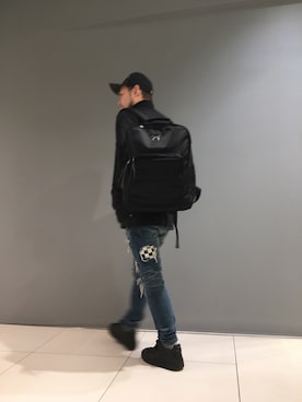 「roar（ロアー）のアイテム（キャップ）」を使った、Koutaro Makitaさん（メンズ・170cm）の冬コーディネート