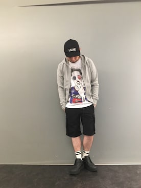 「AKM（エイケイエム）のアイテム（帽子）」を使った、Koutaro Makitaさん（メンズ・170cm）の夏コーディネート