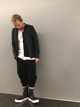 「KMRii（ケムリ）のアイテム（パンツ）」を使った、Koutaro Makitaさん（メンズ・170cm）の夏コーディネート
