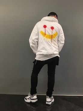 「UEG（ユーイージー）のアイテム」を使った、Koutaro Makitaさん（メンズ・170cm）の秋コーディネート