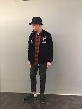 「roar（ロアー）のアイテム（帽子）」を使った、Koutaro Makitaさん（メンズ・170cm）の秋コーディネート