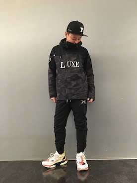 「AKM（エイケイエム）のアイテム（ブルゾン）」を使った、Koutaro Makitaさん（メンズ・170cm）の秋コーディネート