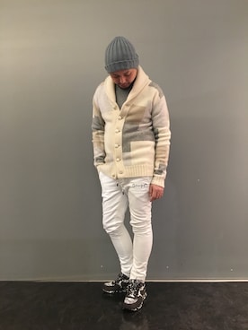 「ROYAL FLASH（ロイヤルフラッシュ）のアイテム（ニットキャップ/ビーニー）」を使った、Koutaro Makitaさん（メンズ・170cm）の冬コーディネート