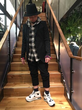 「roar（ロアー）のアイテム（帽子）」を使った、Koutaro Makitaさん（メンズ・170cm）の冬コーディネート