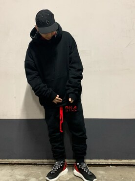 「DSQUARED2（ディースクエアード）のアイテム（シューズ）」を使った、Koutaro Makitaさん（メンズ・168cm）の冬コーディネート