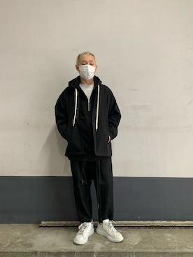 「ISAMU KATAYAMA BACKLASH（イサムカタヤマバックラッシュ）のアイテム（パーカー）」を使った、Koutaro Makitaさん（メンズ・168cm）の冬コーディネート