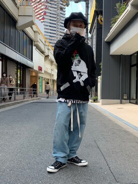 「ISAMU KATAYAMA BACKLASH（イサムカタヤマバックラッシュ）のアイテム（スニーカー）」を使った、Koutaro Makitaさん（メンズ・168cm）の春コーディネート