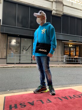 「DSQUARED2（ディースクエアード）のアイテム（シューズ）」を使った、Koutaro Makitaさん（メンズ・168cm）の春コーディネート