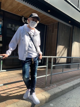 「muta（ムータ）のアイテム（バッグ）」を使った、Koutaro Makitaさん（メンズ・168cm）の春コーディネート