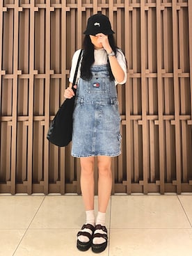 「TOMMY HILFIGER（トミーヒルフィガー）のアイテム（オールインワン・サロペット）」を使った、Kurumi🦔さん（レディース・160cm）の春コーディネート