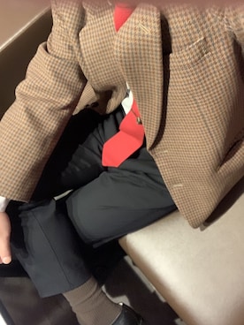 「アイテム（フォーマルスーツ/小物）」を使った、ゆめかわ発電所さん（メンズ・169cm・20代）の冬コーディネート