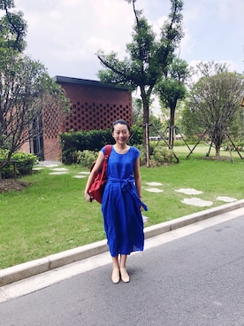 「23区（ニジュウサンク）のアイテム（ワンピース、ブルー系）」を使った、Tianさん（レディース・164cm）の秋コーディネート