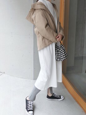 「CORNERS（コーナーズ）のアイテム（マウンテンパーカー）」を使った、kuririnさん（レディース・159cm）の春コーディネート