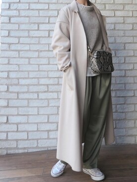 「アイテム（チェスターコート、ホワイト系）」を使った、kuririnさん（レディース・159cm）の冬コーディネート