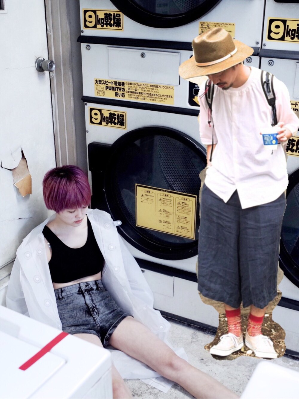 「カップル、カップルコーデ、ペアルック、ペアコーデ、ショートパンツ、ショートデニム、夏、ゆるコーデ、hair、無地T」｜「BRIXTONのBRIXTON / Shooter HAT（ハット、ブラウン系）」を使った、トヲルさん（メンズ・180cm）の夏コーディネートの1枚目の写真