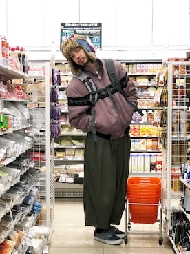 「is-ness（イズネス）のアイテム（パンツ）」を使った、トヲルさん（メンズ・180cm）の冬コーディネート