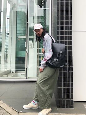 「is-ness（イズネス）のアイテム（パンツ）」を使った、トヲルさん（メンズ・180cm）の秋コーディネート