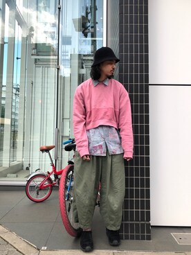 「is-ness（イズネス）のアイテム」を使った、トヲルさん（メンズ・180cm）の秋コーディネート