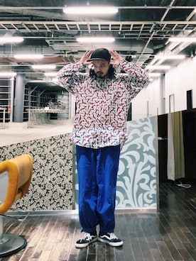 「URBAN RESEARCH（アーバンリサーチ）のアイテム（帽子）」を使った、トヲルさん（メンズ・180cm）の冬コーディネート