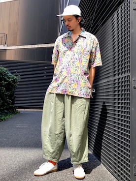 「is-ness（イズネス）のアイテム」を使った、トヲルさん（メンズ・180cm）の夏コーディネート