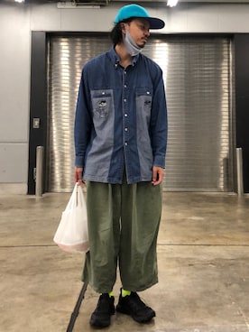 「is-ness（イズネス）のアイテム」を使った、トヲルさん（メンズ・180cm）の秋コーディネート