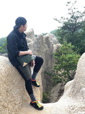 マウンテンパーカーを使った 登山 の人気ファッションコーディネート Wear